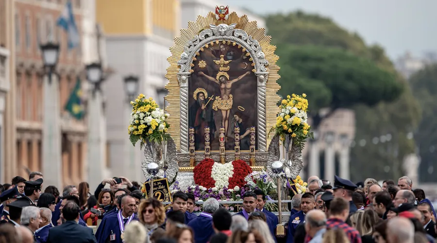 Procesión del Señor de los Milagros en Roma. Foto: Daniel Ibáñez / ACI Prensa?w=200&h=150