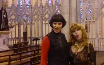 "Pocha Leiva" y la "Tigresa del Oriente" en la Catedral de la Plata (Captura Youtube)