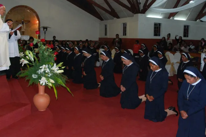17 Salesianas Misioneras profesan sus votos perpetuos en Bolivia [FOTOS] 