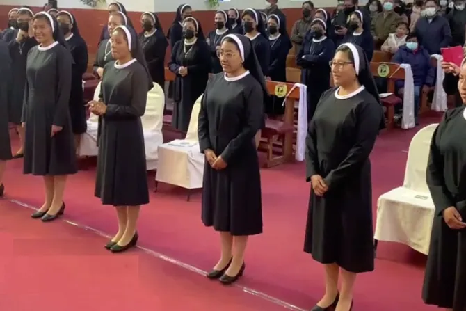 Salesianas Misioneras celebran profesión religiosa de seis nuevas hermanas