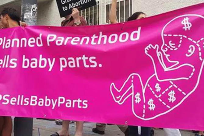#ProtestPP: Más de 300 ciudades se manifiestan contra Planned Parenthood en Estados Unidos