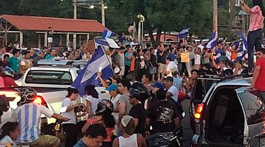 Iglesia en Nicaragua deplora violencia contra marcha por la libertad de presos políticos