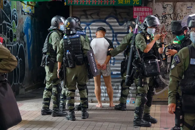 Ola de arrestos contra políticos y activistas a favor de la democracia en Hong Kong