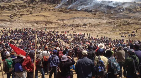 Iglesia en Perú facilita diálogo para resolver conflicto minero