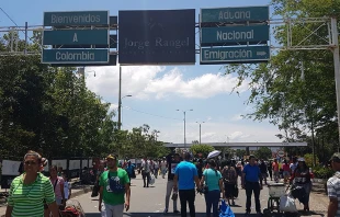 Lado colombiano del puente internacional Simu00f3n Bolu00edvar, en la frontera con Venezuela. Foto: David Ramos / ACI Prensa. 