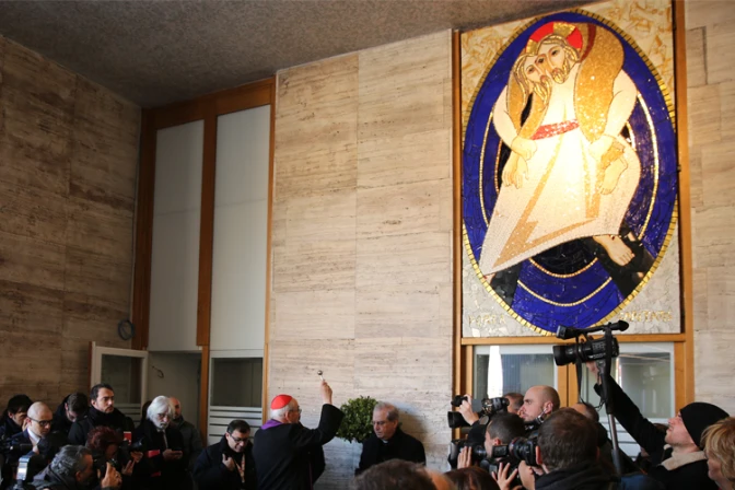 Esta es la “Puerta de la Caridad” que abrirá el Papa en albergue para pobres de Roma
