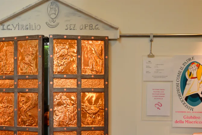 ¿El Jubileo en un hospital? Niños enfermos construyen una Puerta de la Esperanza en Roma