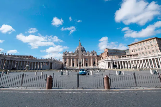 Vaticano explica discrepancia en cifra del dinero enviado a Australia