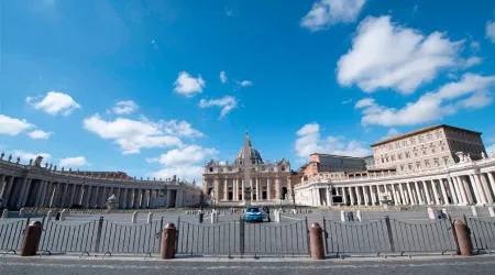 Trasladan fuera del Vaticano preseminario afectado por acusaciones de abusos
