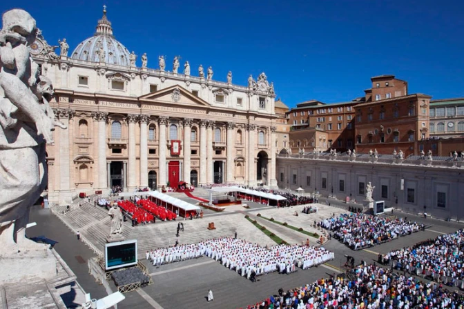 El Papa pide a los cristianos que imiten a Jesús y no rechacen tocar la miseria humana