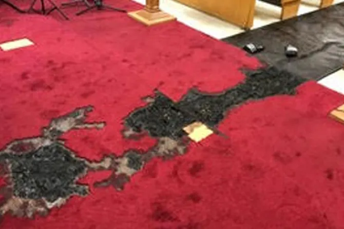 FOTOS: Incendian altar y roban dinero de colectas de iglesia católica en Las Vegas