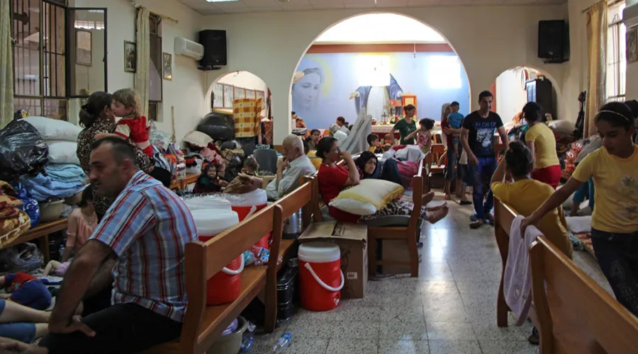 Refugiados en Santuario Mrtshmony en Ankawa, Erbil en Irak. Foto: Ayuda a la Iglesia Necesitada?w=200&h=150
