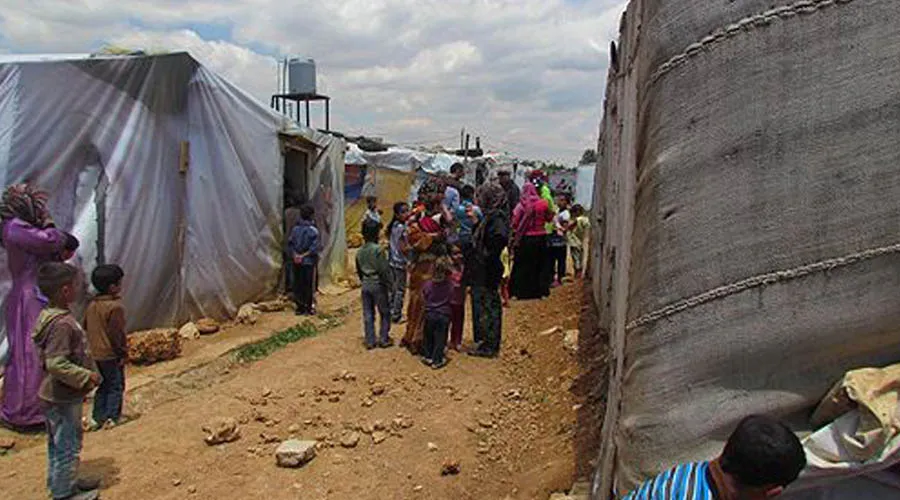 Refugiados sirios en el valle Bekaa, en Líbano. Foto: Archieparquía greco-melquita de Furzol, Zahle y la Bekaa?w=200&h=150