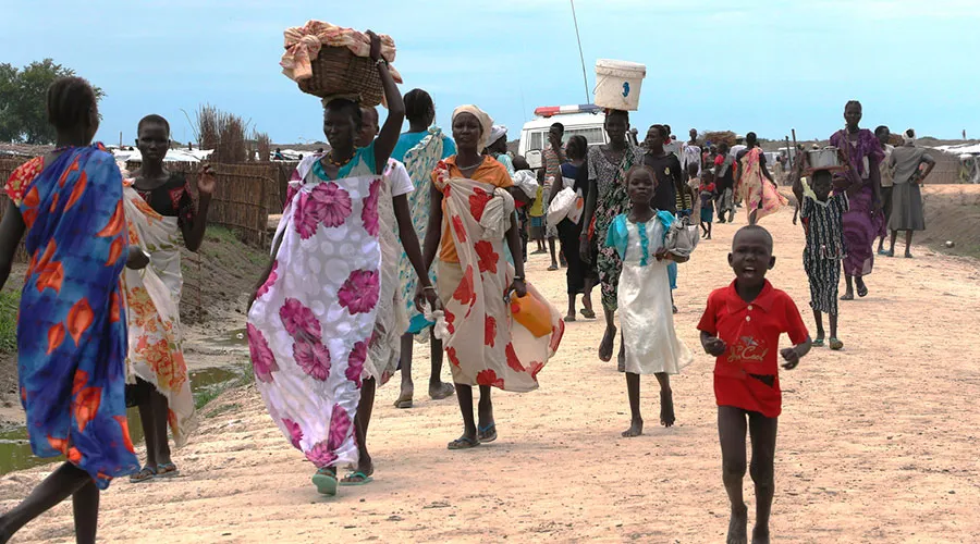 Familias sur sudanesas huyen de la guerra. Foto: Anouk Delafortrie (CC-BY-ND-2.0)?w=200&h=150