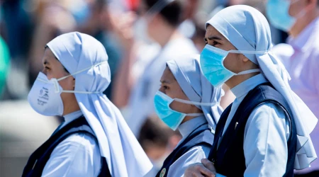 El Papa agradece a los mu00e9dicos y personal sanitario su trabajo durante el coronavirus