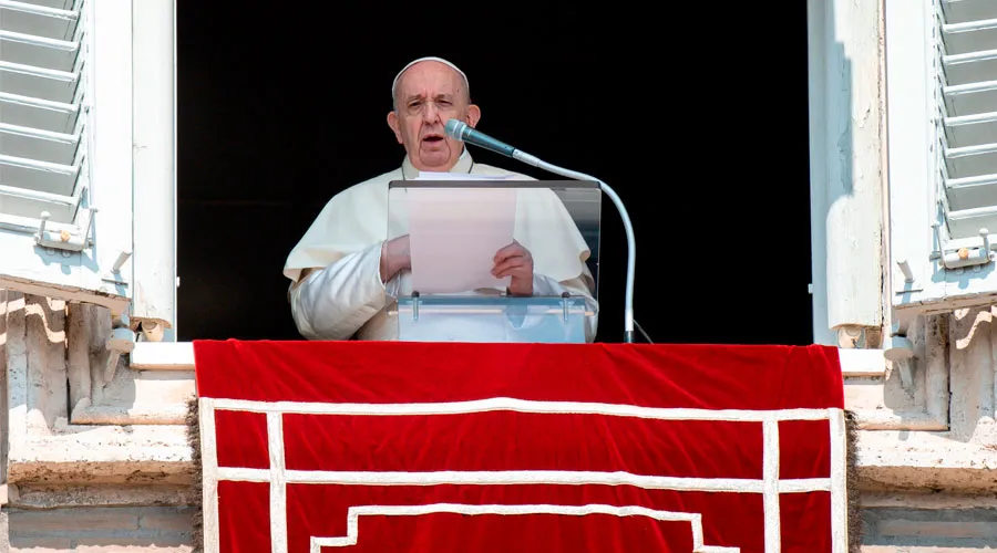 El Papa Francisco durante el Regina Coeli. Foto: Vatican Media
