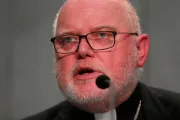 Sínodo: Cardenal Marx promueve dar la Comunión a divorciados en nueva unión
