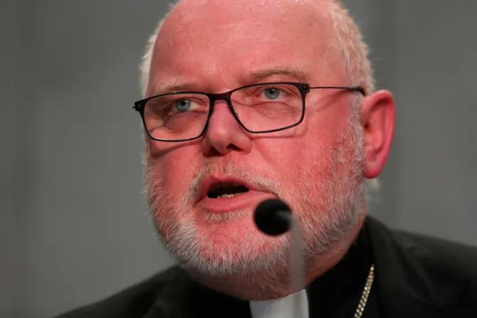 Sínodo: Cardenal Marx promueve dar la Comunión a divorciados en nueva unión