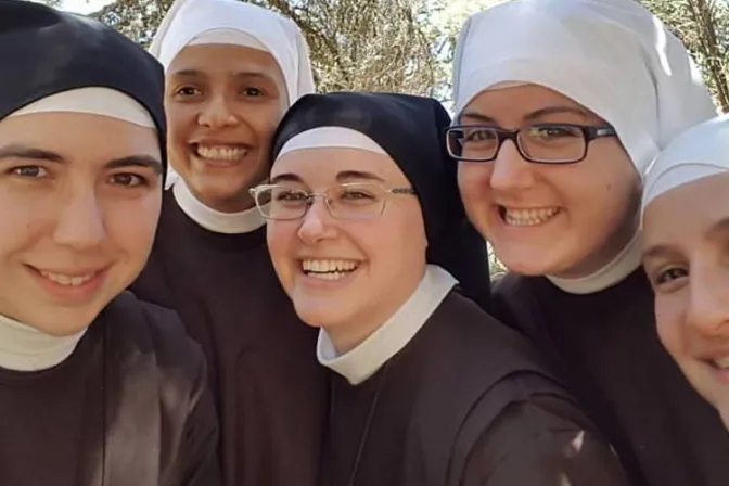Vaticano presenta nuevo documento para los monasterios de religiosas