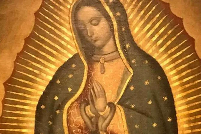 ¿Cómo preparar un altar en casa para festejar a la Virgen de Guadalupe?