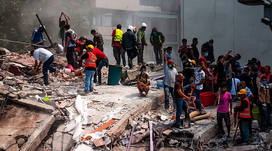 Labores de rescate tras sismo en México. Foto: Cáritas Mexicana.
