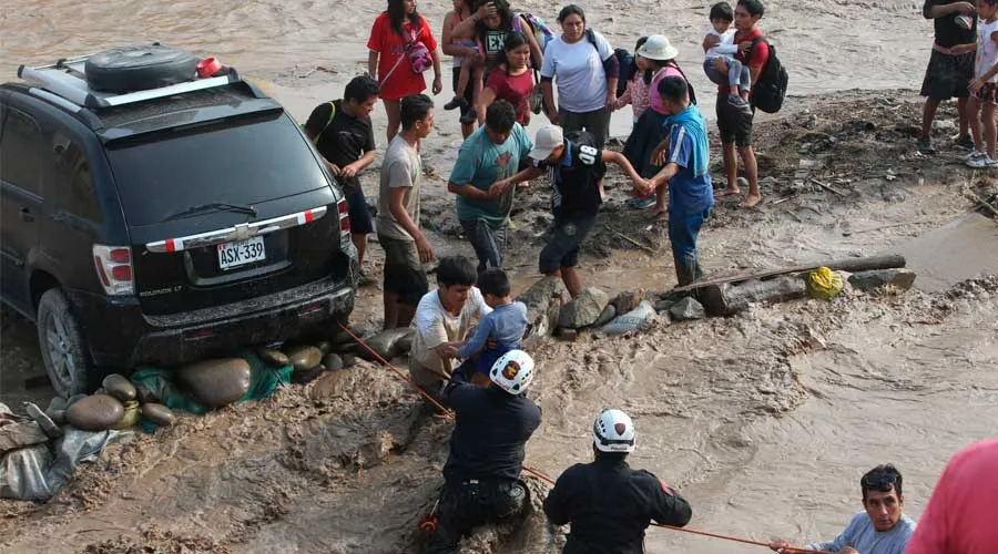 Rescate de afectados por inundaciones en Lima / Foto: Agencia Andina?w=200&h=150