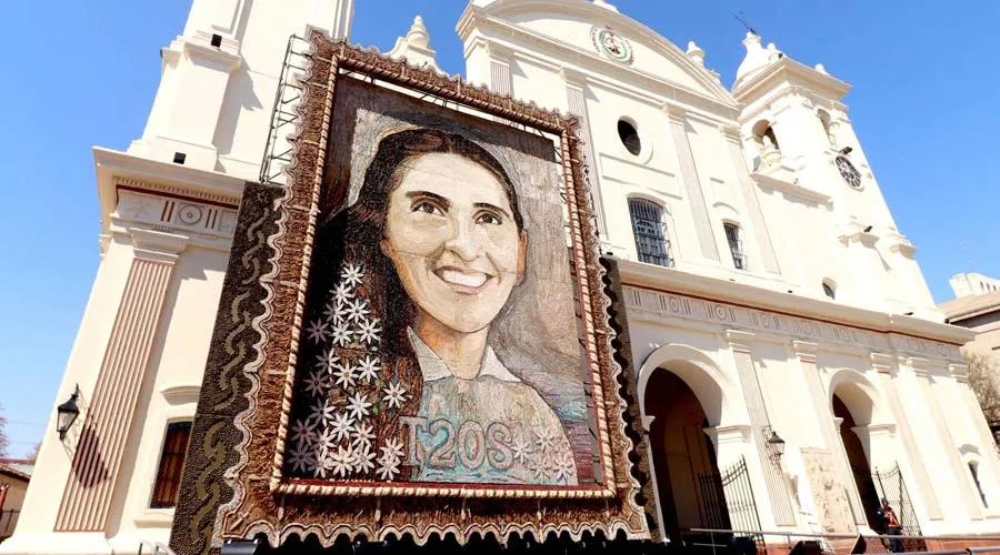 Retablo de Beata Chiquitunga en Catedral de Asunción / Foto: Comunicaciones Arzobispado de Asunción ?w=200&h=150