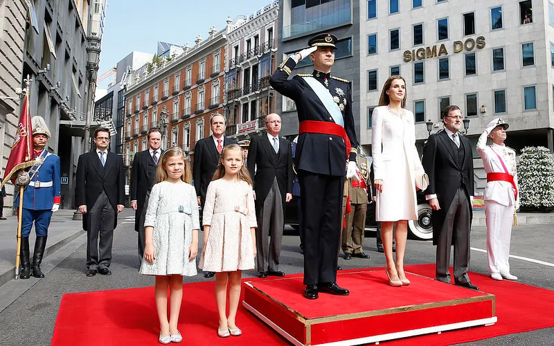 Reyes de España, sus hijas y el presidente del gobierno de España, Mariano Rajoy. Foto: Flickr Mariano Rajoy Brey (CC-BY-NC-ND-2.0)