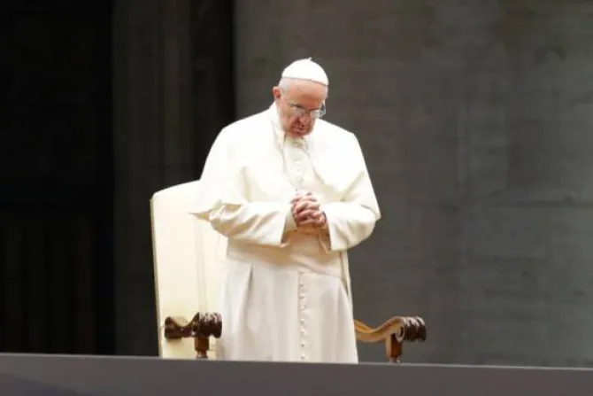 El Papa Francisco reza por víctimas de incendios en California