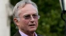El conocido biólogo ateo Richard Dawkins estaba invitado al evento. Foto: Colin Grey www.CGPGrey.com.