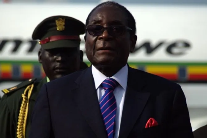 Obispos se pronuncian ante crisis que llevó a la renuncia de Mugabe en Zimbabue