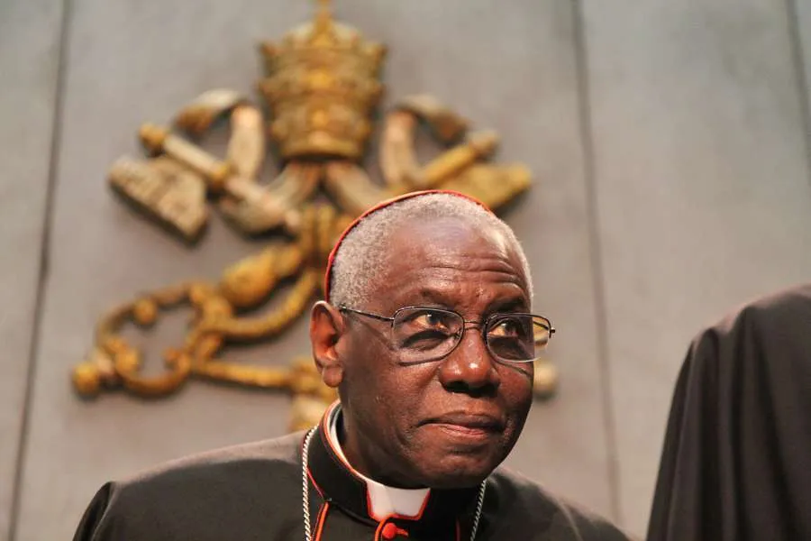 Cardenal Sarah: Dios nunca abandona a su Iglesia frente a los escándalos y crisis moral
