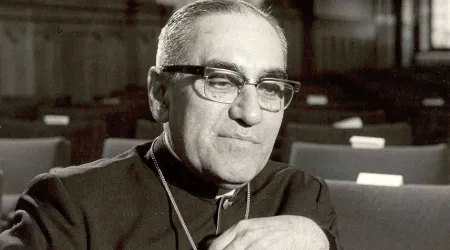 Lanzan inscripciones para asistir a canonización de Monseñor Romero en el Vaticano