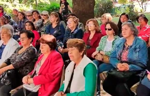 Madres e hijas se unieron desde Chile al Rosario de Mujeres. Cru00e9dito: Twitter 