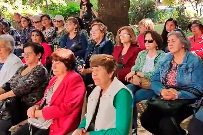 Mujeres de todo el mundo rezaron el Rosario en día de la Inmaculada Concepción