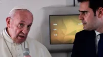 El Papa Francisco durante la rueda de prensa en el vuelo de regreso a Roma - Foto: Edward Pentin (EWTN)