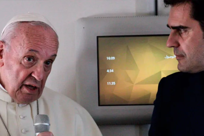 Rueda de prensa del Papa Francisco en el vuelo de regreso de Emiratos Árabes Unidos