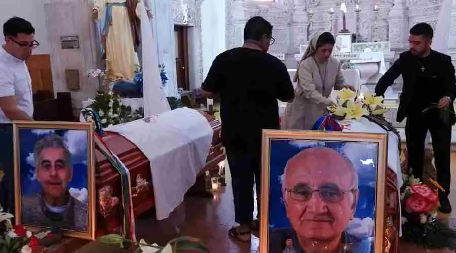 Funeral del P. Javier Campos Morales SJ y Joaquín César Mora Salazar SJ. Crédito: Compañía de Jesús México?w=200&h=150