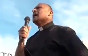 P. Enrique Martu00ednez. Cru00e9dito: Twitter 