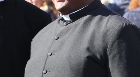 Obispo lamenta asesinato de sacerdote en la puerta de su iglesia