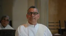 Roberto Wright fue ordenado sacerdote a sus 66 años. Crédito: Obispado de Quilmes