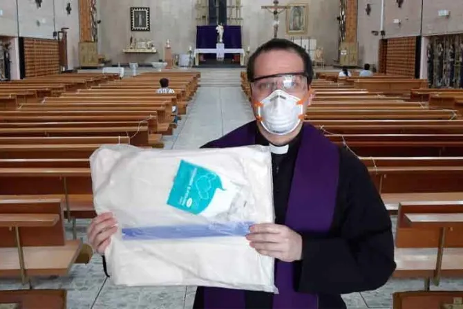 Así puedes ayudar a que sacerdotes tengan protección para atender enfermos COVID-19