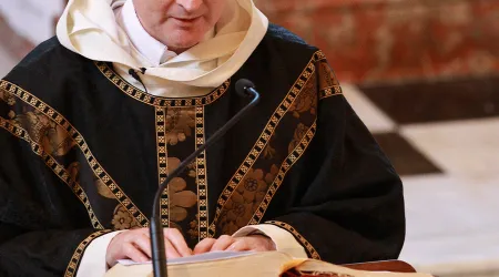 Arquidiócesis advierte que podría amonestar a sacerdotes por homilías de más de 5 minutos