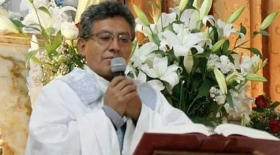 Obispos del Perú piden a sacerdote condenado por abusos entregarse a la justicia