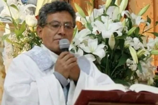 Obispos del Perú piden a sacerdote condenado por abusos entregarse a la justicia