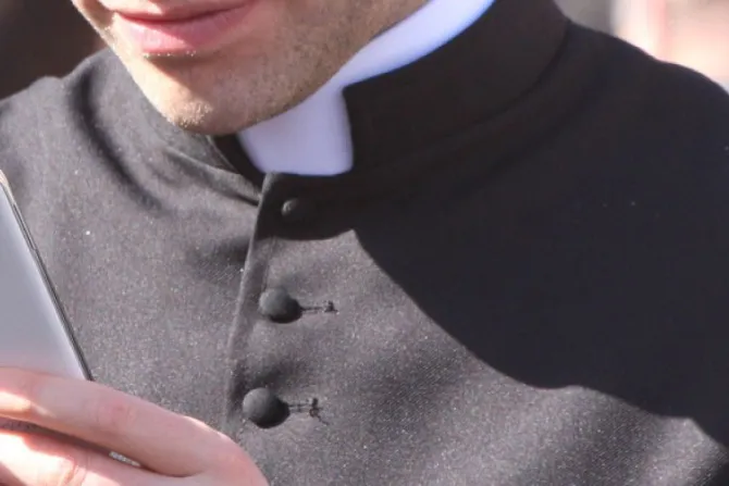 Sacerdote youtuber es nombrado obispo por el Papa Francisco