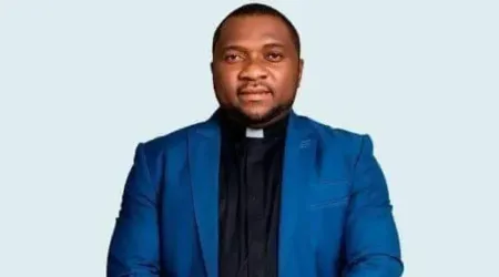 Liberan a sacerdote católico secuestrado después de 3 días en Nigeria