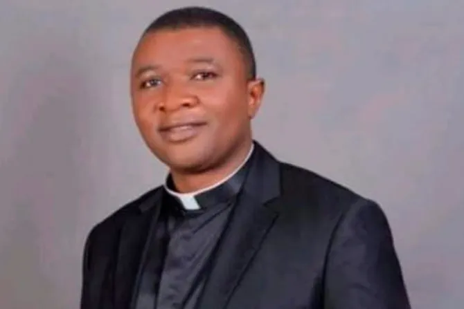 Secuestran a sacerdote en Nigeria después de celebrar Misa