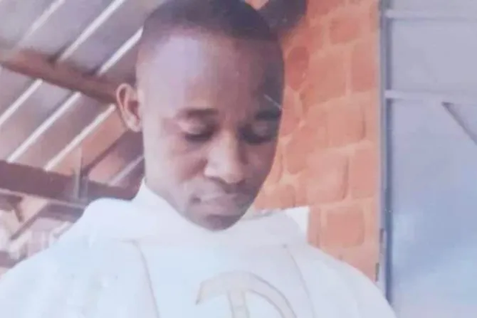 Liberan a sacerdote nigeriano con signos de haber sido torturado