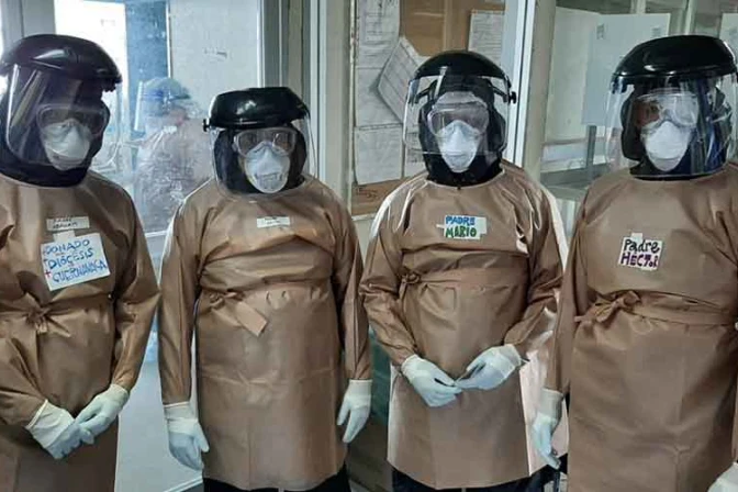 Diócesis mexicana envía en misión a sacerdotes para atender enfermos de COVID-19